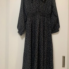 ドット柄ワンピースの画像