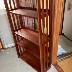 本棚(高さ130cm)【お譲り先決まりました】