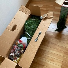 クリスマスツリー（大）150センチ　（小）45センチ　オーナメント