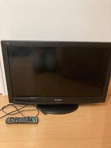 Panasonic 32型テレビ　2010年製