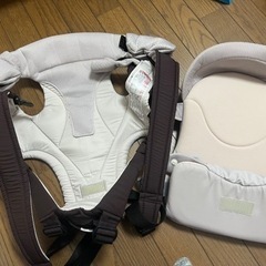 【取引先決定】コンビ　Combi ニンナナンナ　抱っこ紐　マジカ...