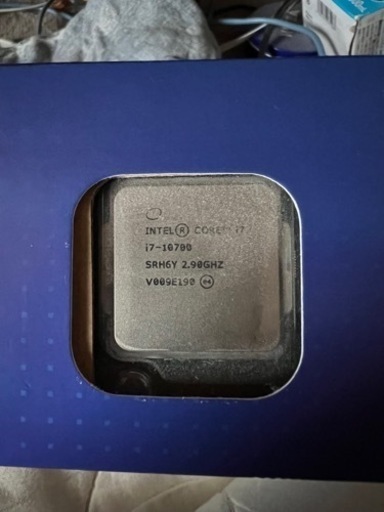 パソコン Intel i7 10700