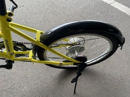 ★ほぼ新車！折り畳み自転車6段変速　ミニベロ　デセルト2 イエロー　防犯登録ok
