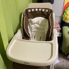 ハイローチェアの画像