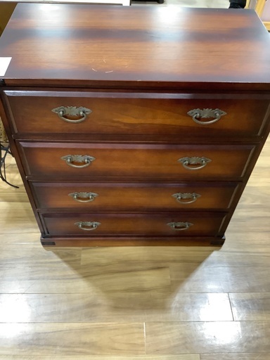4段チェスト　持ち手金具式　入荷致しました！