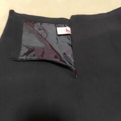 黒スカートの画像