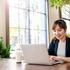 [契約社員]ＳＥ（システムエンジニア） 【未経験でも応募可★】【お仕事しながらエンジニアを目指せる!!】【副業OK‼】 【JAVAエンジニア募集】事業拡大につきエンジニアを募集しております。 必要スキルは弊社から紹介する各業種につきながら学べます!!空いた時間に自社で採用しているラーニングシステム（無料）でスキルを磨いていただきます！！ 将来的にはSESでのお仕事になりますが、自社開発の案件に携わっていただきます。の画像