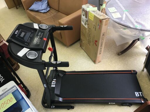 (k)ルームランナー BTM W500 ランニングマシン 幅63cm奥行78cm高さ128cm 美品 説明欄必読