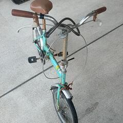 16インチ 折りたたみ自転車の画像