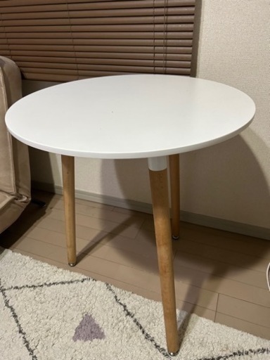 カフェテーブル