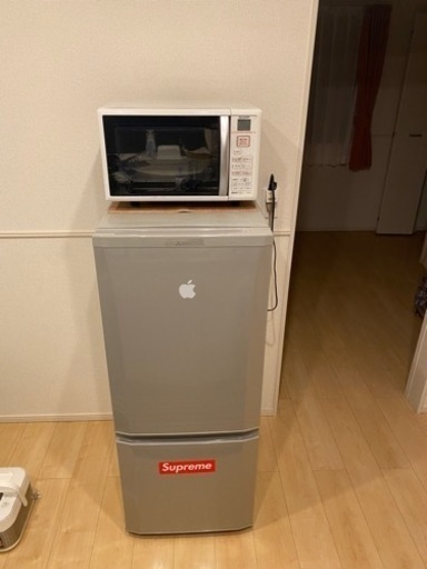 使いやすい冷蔵庫と電子レンジです。