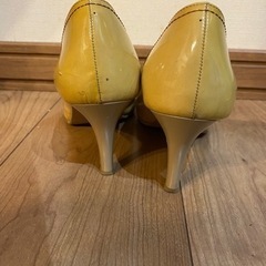 値下げ ヒール パンプス 24センチの画像