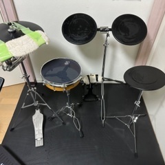 ドラム　トレーニングパッドの画像