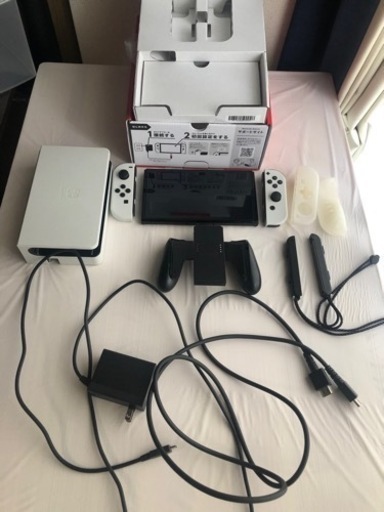 switch 有機EL ホワイト(ほぼ未使用)