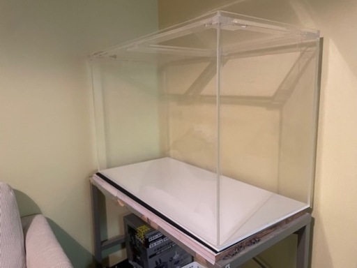 アクリル水槽　W900×D450×H600 白底