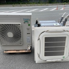 ■中古品 ダイキン エアコン 天カセ 6馬力　2020年製 ツイ...
