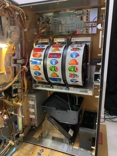 ひぐらしのなく頃に 祭 ◆コイン不要機付◆ スロット 家スロ パチスロ実機 実機 オーイズミ