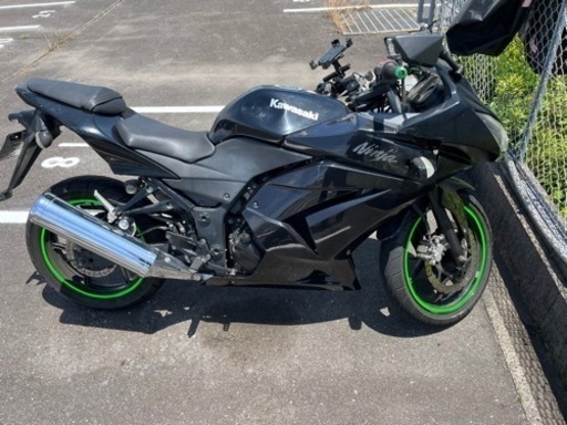 Ninja ニンジャ250R 黒　自賠責令和6年まで