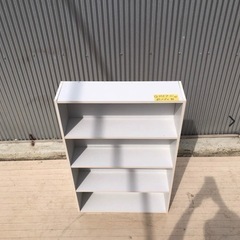 A nice cabinet organizer! 