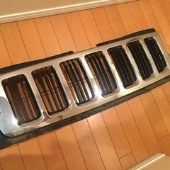 Jeep グランドチェロキー　フロントグリル