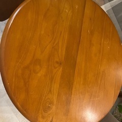 ダイニングテーブル　無垢の画像