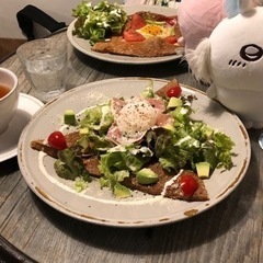 美術館巡り、カフェ巡り、映画、寺社仏閣、建物巡りなど好きな人募集！
