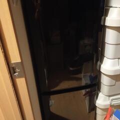 三菱冷凍冷蔵庫146L ブラック　庫内棚板無し