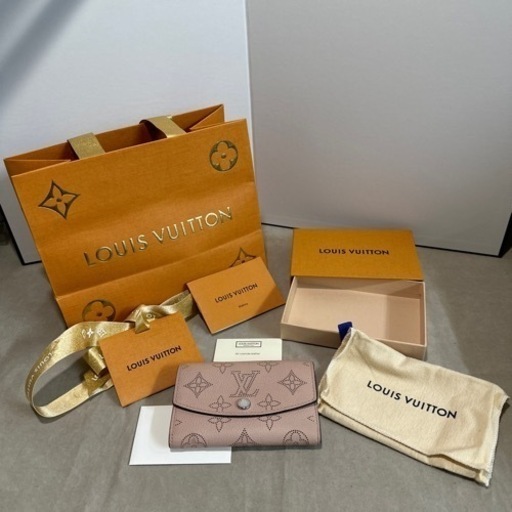 ルイヴィトン　ポルトフォイユ•クレア  財布　LOUIS VUITTON