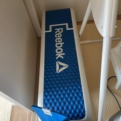 リーボック　筋トレ　ベンチの画像