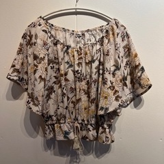レディースカットソー　Sureve 