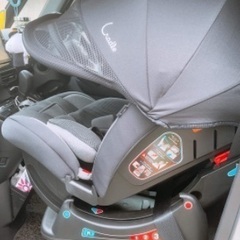 子供用カーシートの画像