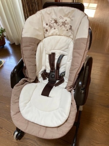 コンビ ネムリラ AUTO SWING Simplight