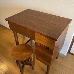 お値下げしました！鏡台　ドレッサーの画像