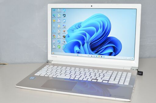 古良品ノートパソコン Windows11+office 東芝 T75/AGD core i7-6500U/メモリ8GB/爆速SSD512GB/15.6インチ/WEBカメラ/無線/ブルーレイ搭載