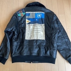 最終値下げAVIREX レザー ジャケット TOPGUNの画像