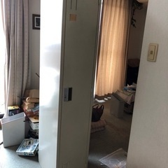 スチールロッカー