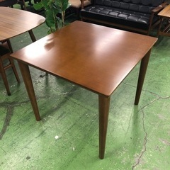 カリモク60＋ ダイニングテーブル
