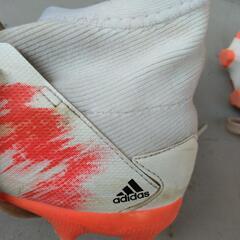 お値下げ！24.5cmかっこいいサッカースパイク！の画像