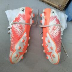 お値下げ！24.5cmかっこいいサッカースパイク！の画像