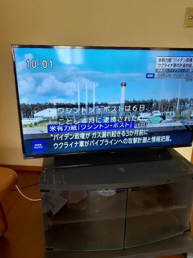 40インチ液晶テレビ