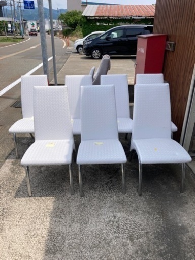 P0319-1 ホワイトチェア 7脚セット