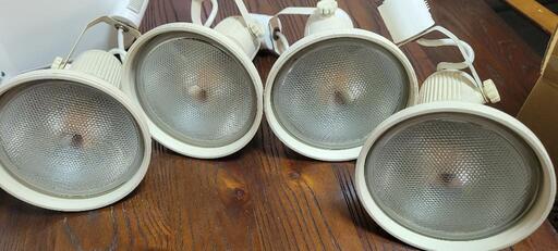 LED照明器具電球付き(ダクトレール用)4つ