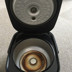 炊飯器　3合炊きの画像