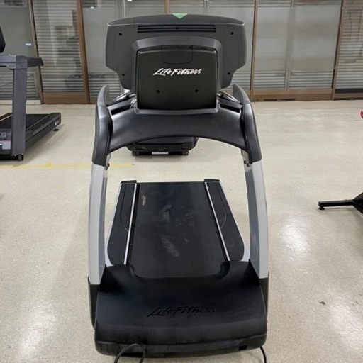 直接取引① Life fitness トレッドミル