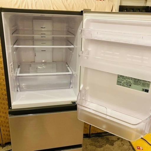 591 送料設置無料　最新モデル　日立　自動製氷機能付き大型冷蔵庫　315L HITACHI 日立 大型冷蔵庫自動製氷機能付き 315L R-V32TV HITACHI 日立