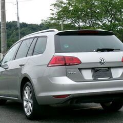 ゴルフヴァリアント・極美品・後期型【最上級モデル/TSIハイラインBMT】ロング車検R7年1月・追従式クルコン・車間制御・自動ブレーキ・フルセグTV・純正ナビ…の画像