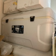 igloo イグルー　クーラーボックス　マックスコールド　156...