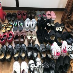 靴（婦人物）多数の画像
