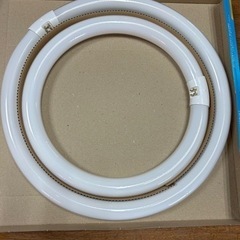 日立　蛍光ランプ　Ｄ　昼光色　32形+40形　2本セットの画像