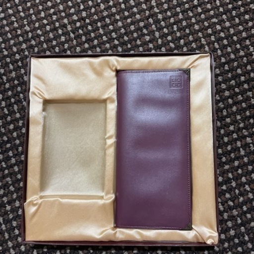 新品　ジバンシィ　GIVENCHY 財布